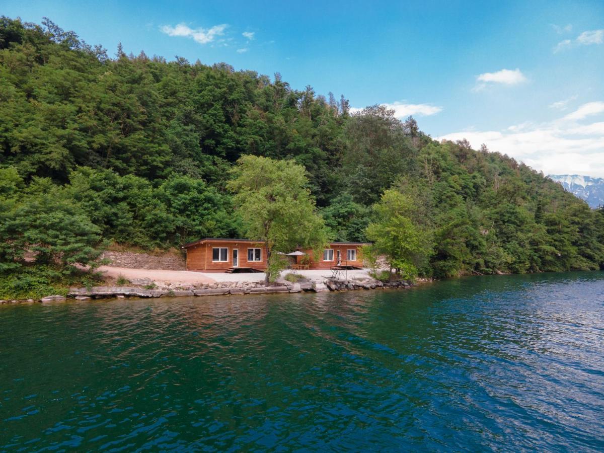 Chalet Alessandrini - Private Lakeside Beach Tenna Exterior foto